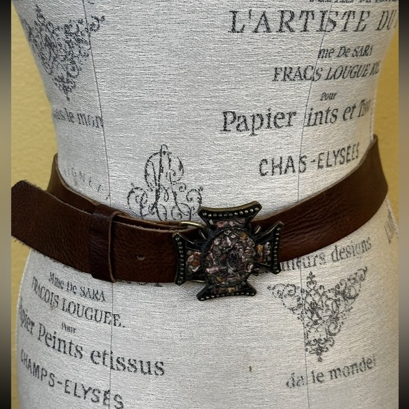 LeatherRock Vintage Brown Leather Belt with Ornate Stone Gothic Cross Buckle 34 - Picture 3 of 9